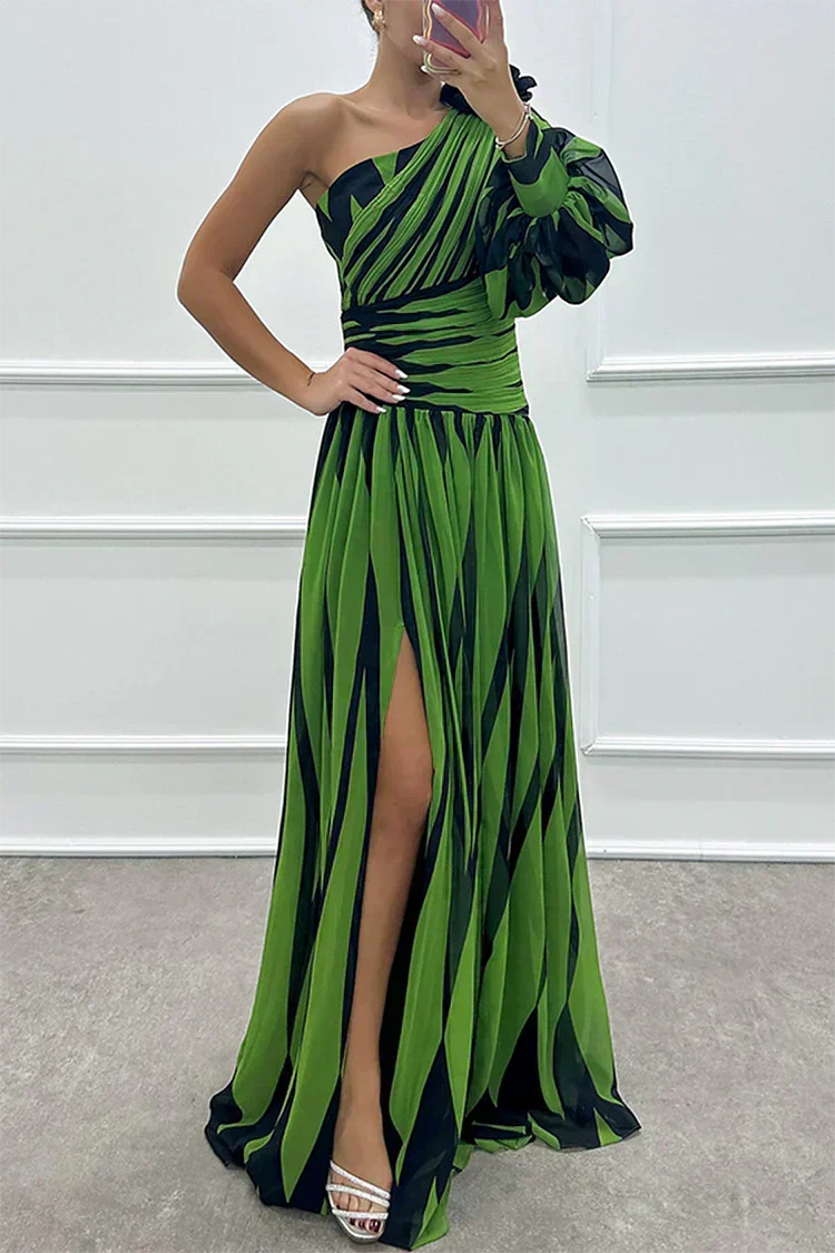 Shiloh | Elegancka sukienka maxi w paski z jednym ramiączkiem