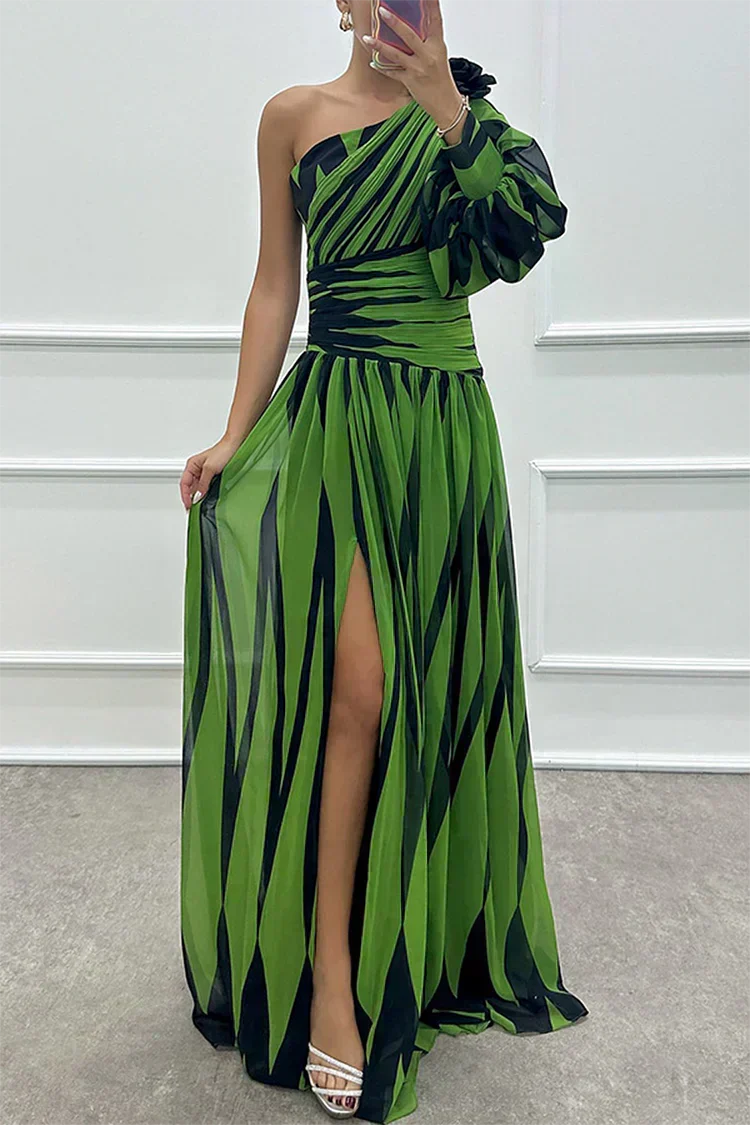 Shiloh | Elegancka sukienka maxi w paski z jednym ramiączkiem