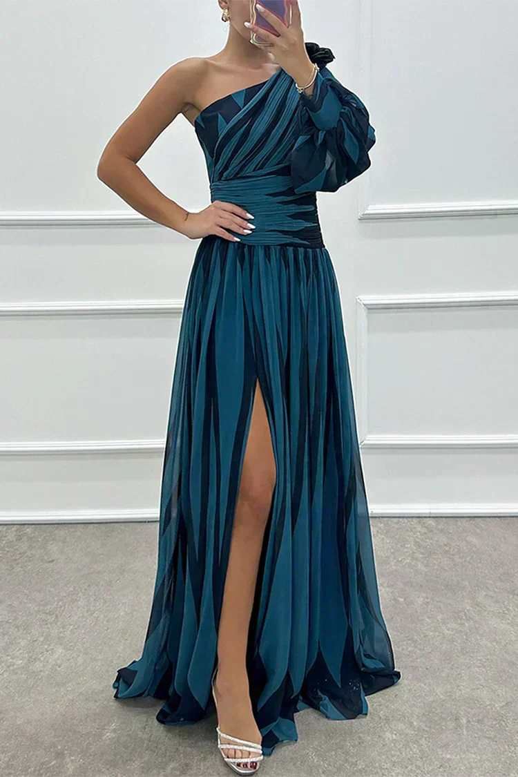 Shiloh | Elegancka sukienka maxi w paski z jednym ramiączkiem