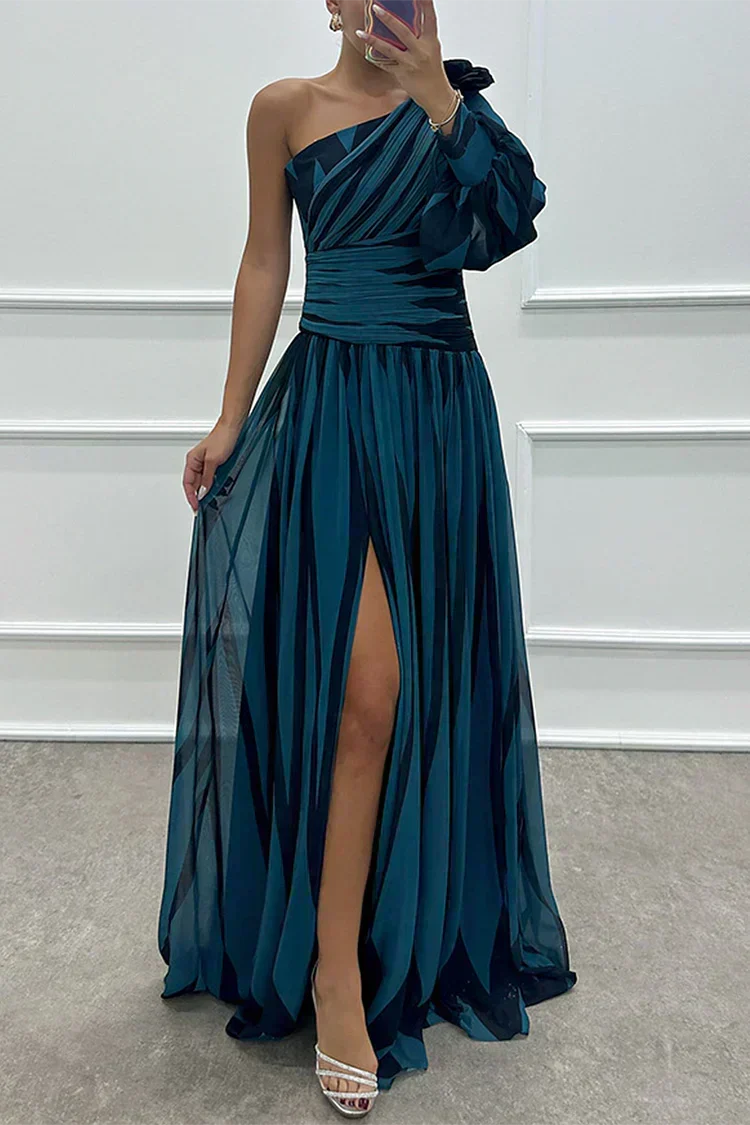 Shiloh | Elegancka sukienka maxi w paski z jednym ramiączkiem
