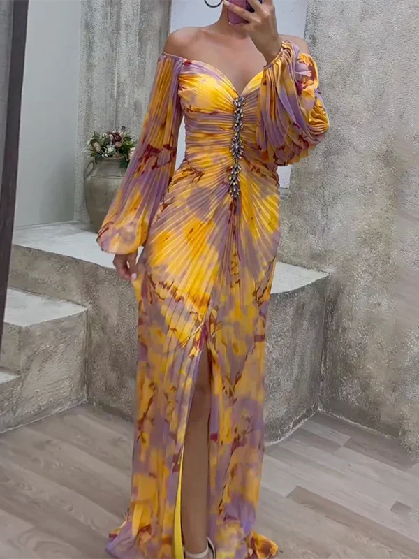 Kristine | Elegancka sukienka z dekoltem w szpic